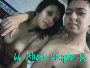 66_Alien_Couple_66