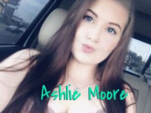 Ashlie_Moore