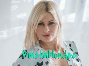 Ameliablondee