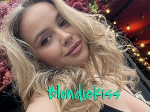 Blondiekiss