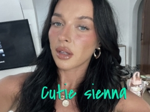 Cutie_sienna