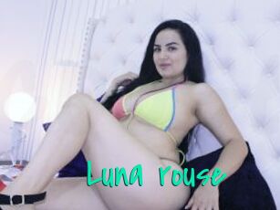 Luna_rouse