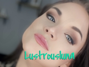 Lustrousluna