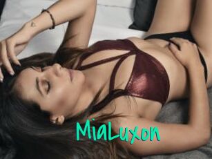 MiaLuxon