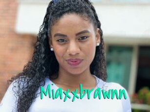 Miaxxbrawnn