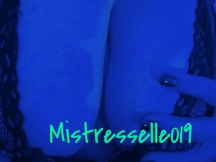 Mistresselle019