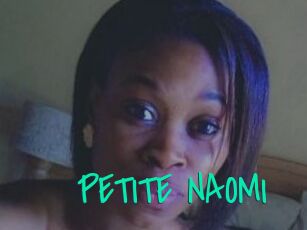 PETITE_NAOMI