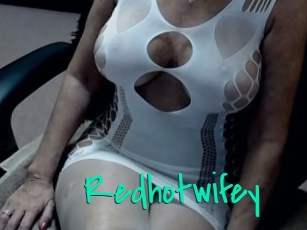 Redhotwifey