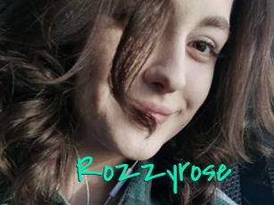 Rozzyrose