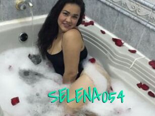 SELENA054