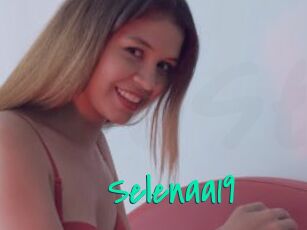 Selenaa19