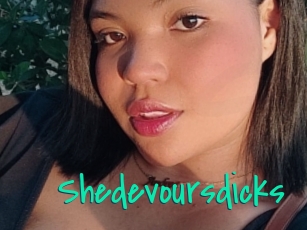 Shedevoursdicks