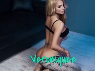 Veroniquee